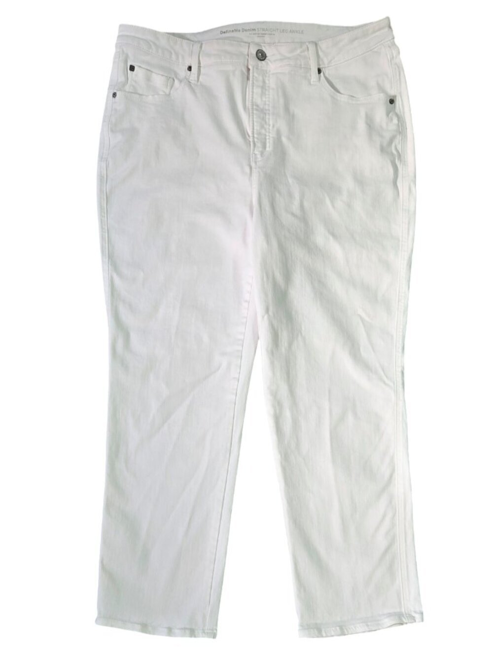 Chico's DefineMe Denim White Straight Leg Ankle Jeans Stretch Capsule Beachy